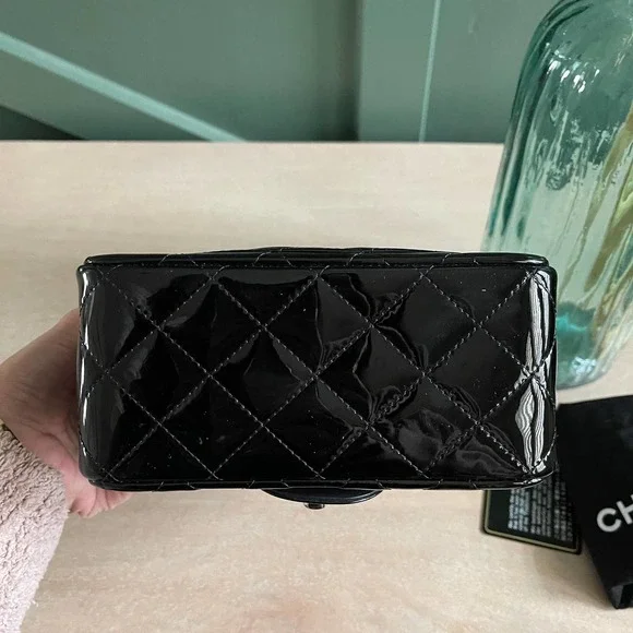 ❌SOLD❌EUC Chanel Classic Flap Mini Square Patent Black Silver HW Crossbody - Picture 9 of 16